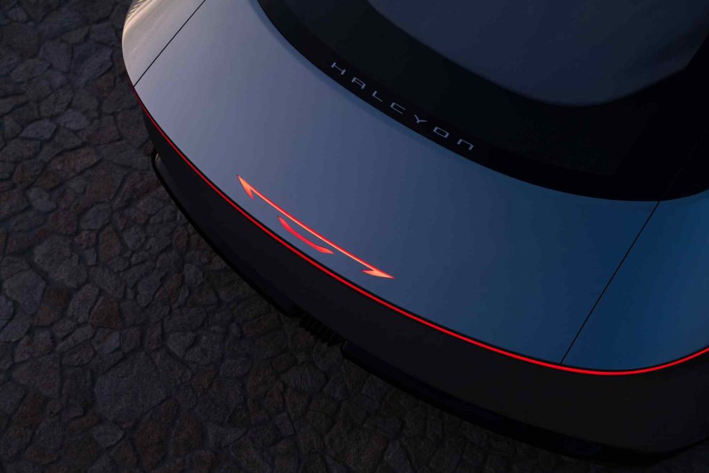 Chrysler svela il concept radicale Halcyon EV, che ridefinirà il marchio centenario | Elettronauti.it