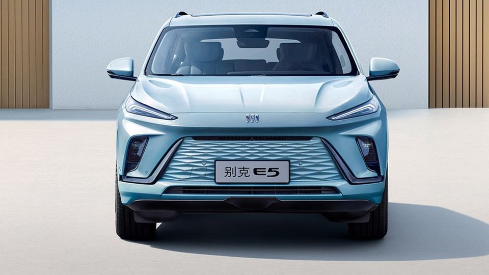 Buick Electra E5 primo SUV elettrico - 8000 ordini in Cina nei primi 10 giorni.