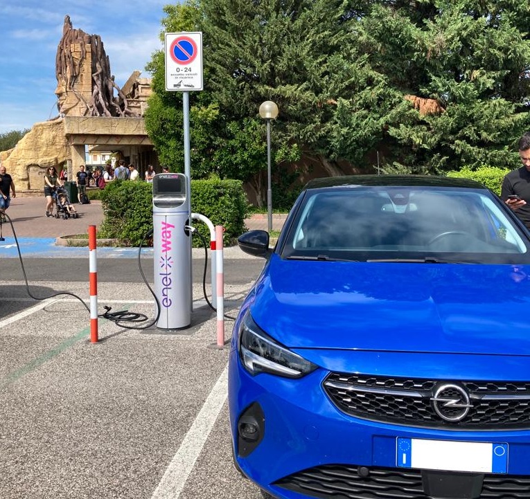 640 Km in due giorni fino a Gardaland: quanto abbiamo speso? | Elettronauti.it