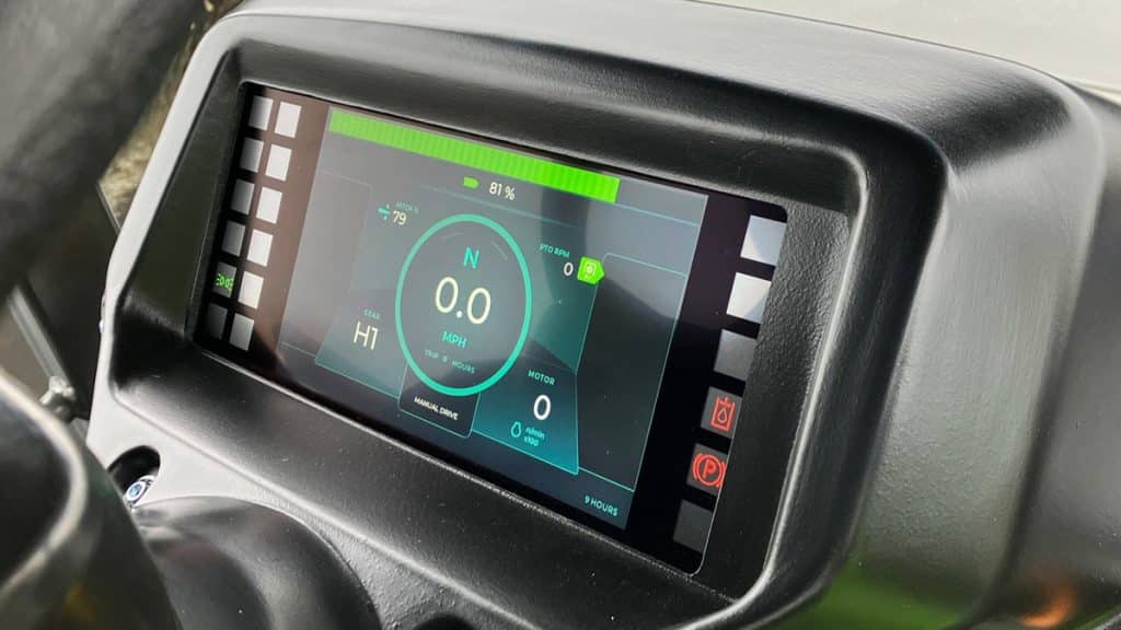 I trattori elettrici “Driver Optional” iniziano ad uscire dalla linea di produzione negli Stati Uniti | Elettronauti.it