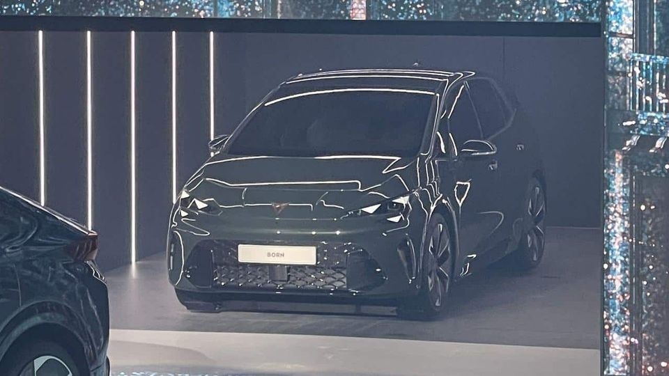 Cupra Born 2024 Anteriore