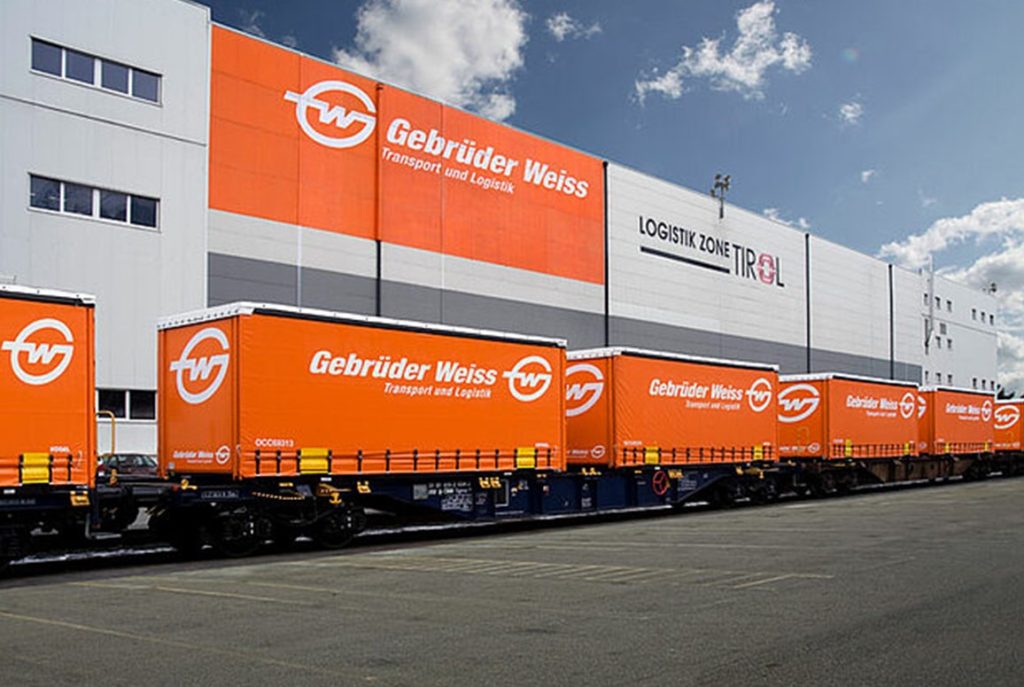 Vulcano attivo vs camion elettrico solare: la folle avventura! | Elettronauti.it