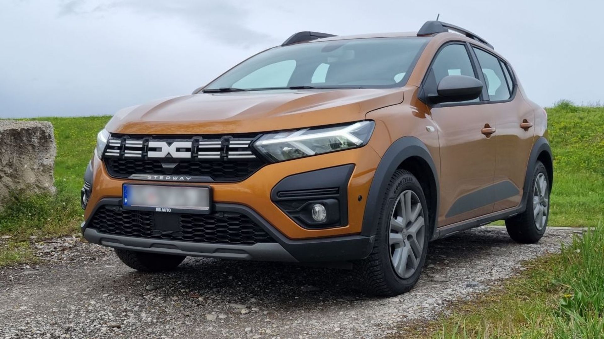 La prossima Dacia Sandero sarà (anche) elettrica