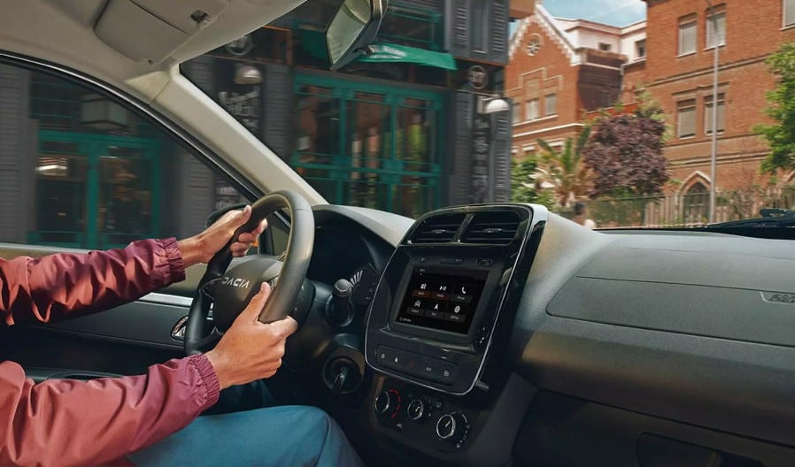 Dacia Spring 2023 Interni | Elettronauti.it
