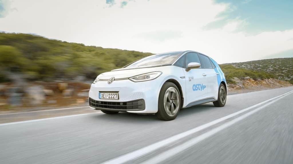 ID.3 ad Astypalea - fonte Volkswagen | Elettronauti.it