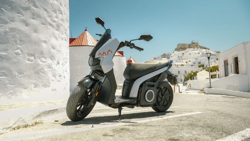 SEAT MO' 125 ad Astypalea - fonte Volkswagen | Elettronauti.it