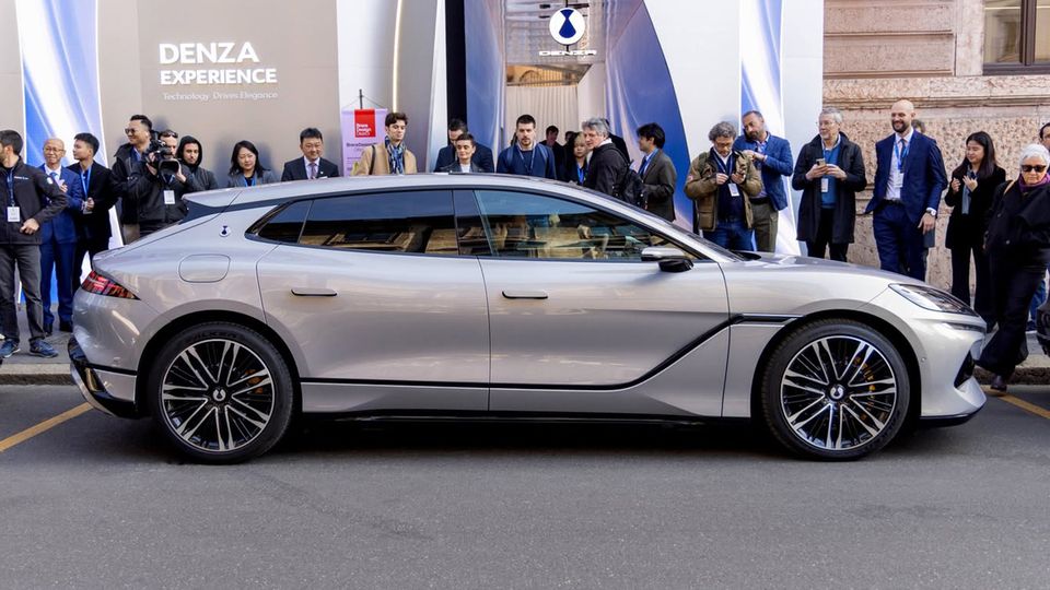 Denza Z9 GT disponibile in italia a fine 2025
