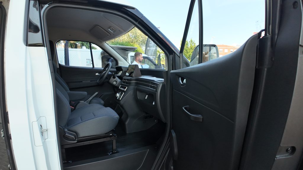 Pelkan B-ON: rivoluzione elettrica per le flotte commerciali