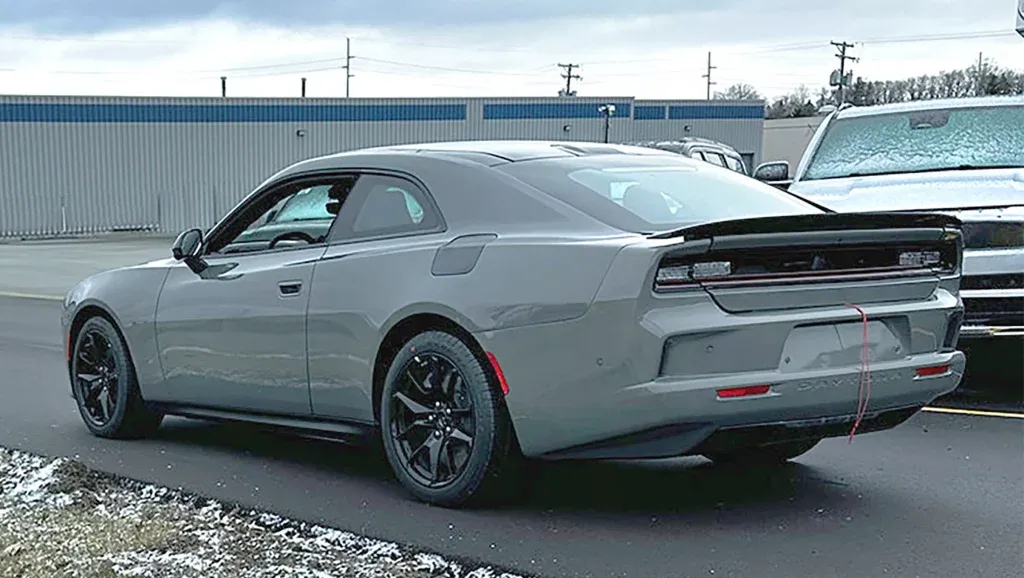 Dodge annuncia la nuova Charger EV in arrivo nel corso dell'anno | Elettronauti.it
