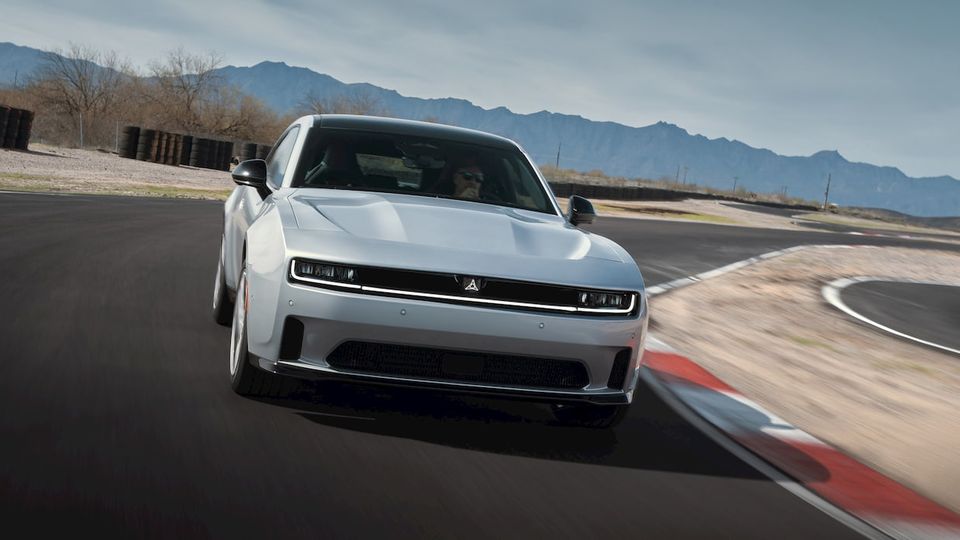 La Dodge Charger elettrica arriverà su strada con le batterie EV allo stato solido di Factorial nel 2026