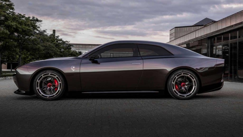 Dodge Charger Daytona SRT Elettrica Laterale