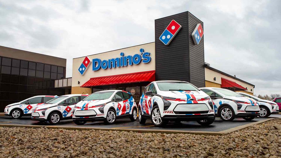 Domino's Pizza - Via alle consegne elettriche con 800 Chevrolet Bolt