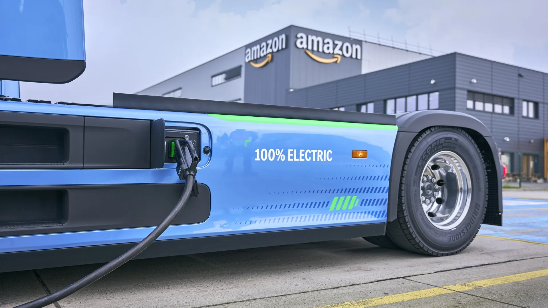 Mercedes-Benz eActros 600 Amazon
