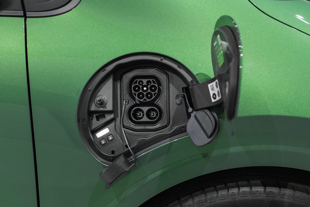 Renault Twingo E-Tech, l’elettrica che riporta il sorriso in città | Elettronauti.it