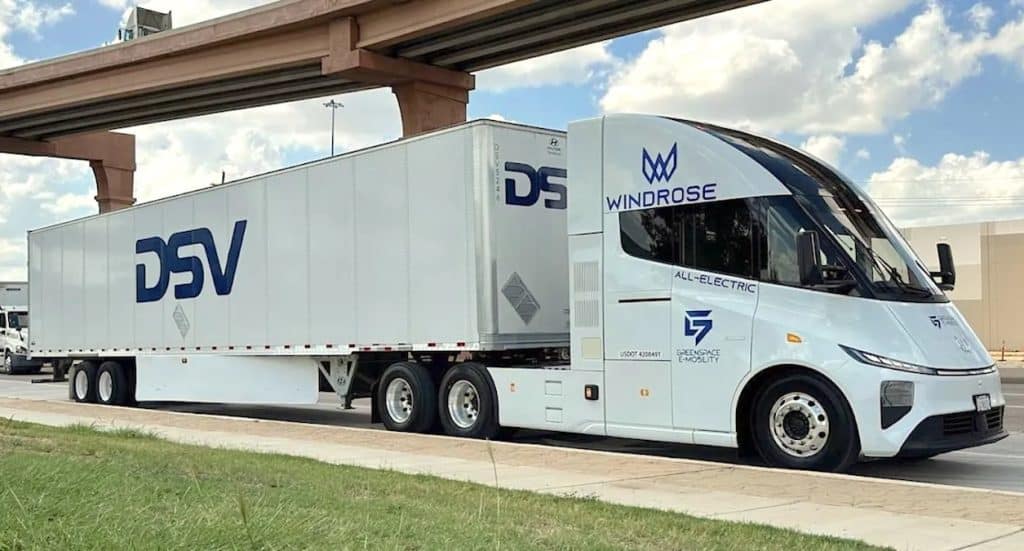 10 camion Windrose elettrici su I-35 - Texas-Messico | Elettronauti.it