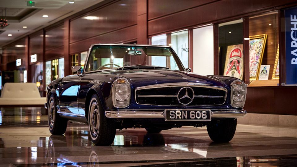 L'iconica Mercedes SL W113 "Pagoda" diventa elettrica
