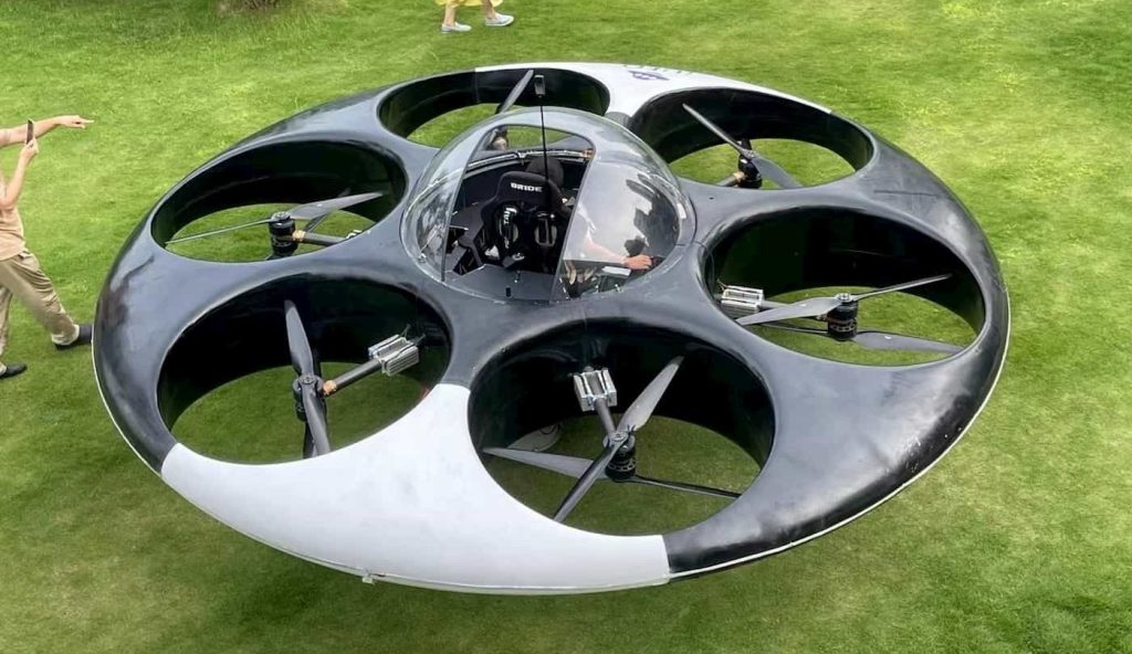 Un UFO in Cina? Dai un'occhiata al primo disco volante elettrico con equipaggio | Elettronauti.it