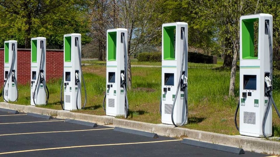 Colonnine elettriche, nuovi obblighi Ue AFIR