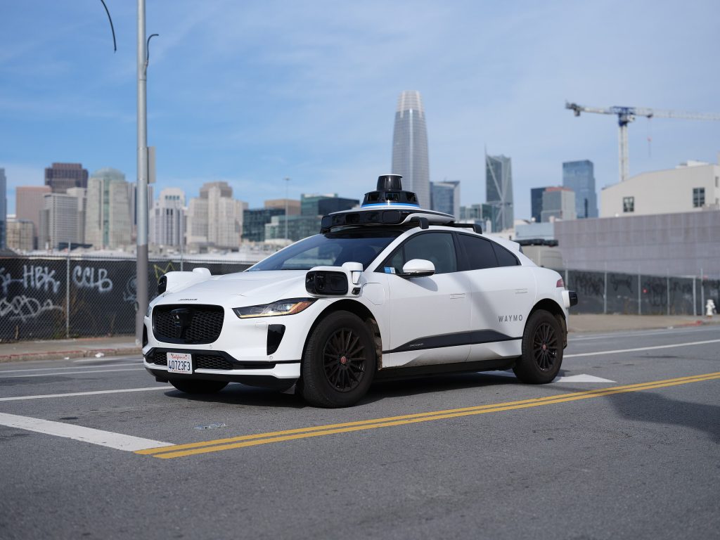 ElettroWiki | Cosa si intende per Robotaxi? | Elettronauti.it