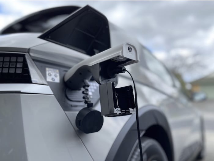 ElettroWiki: V2L - Cos'è il Vehicle-to-Load? | Elettronauti.it