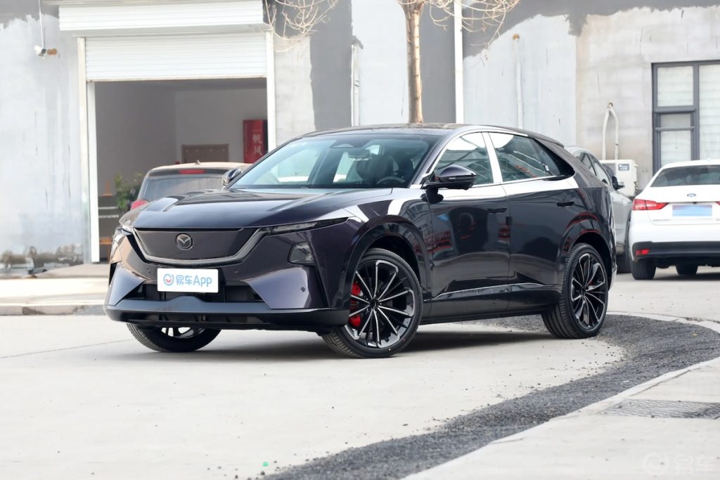 Mazda CX-6e 2026: nuova versione EV ed EREV dalla Cina | Elettronauti.it