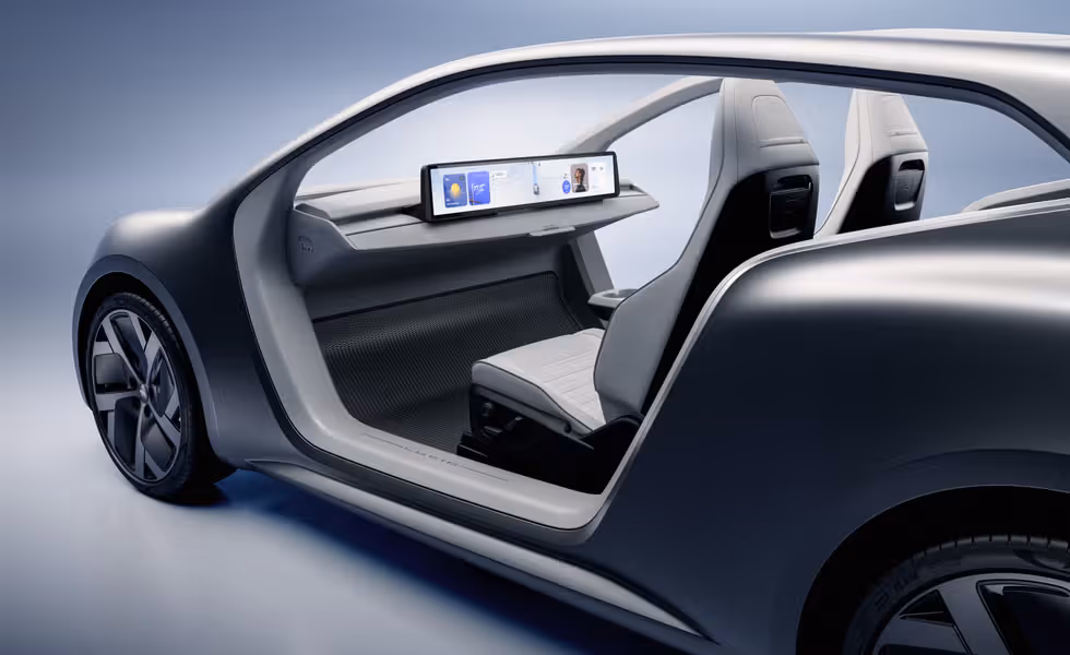 Lucid Cosmos sfida Tesla Model Y e Rivian R2 | Elettronauti.it