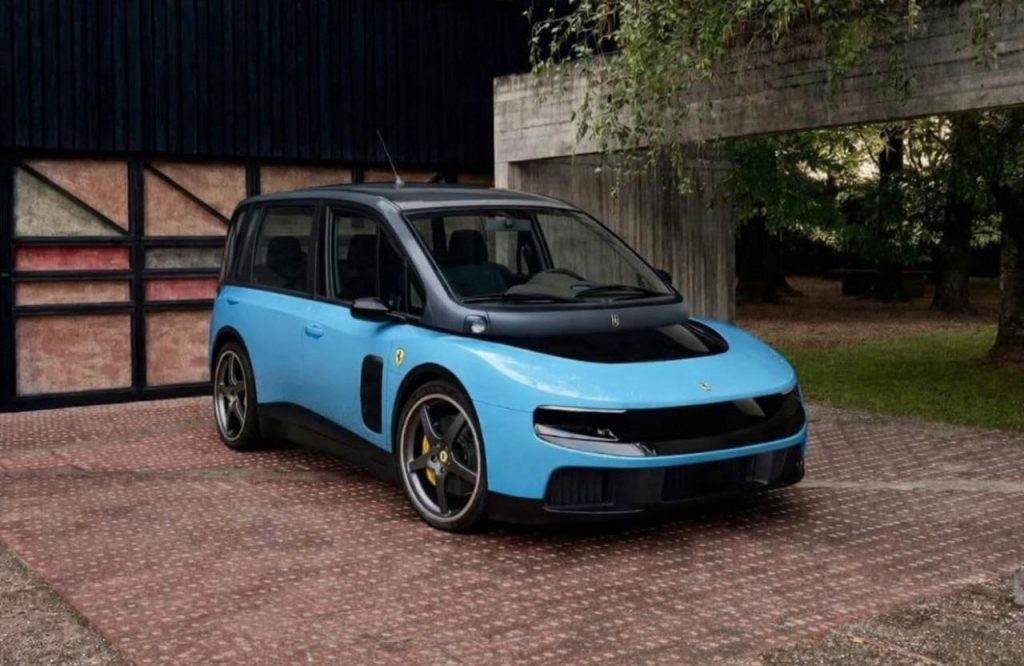 Una Ferrari Luce Multipla | Elettronauti.it