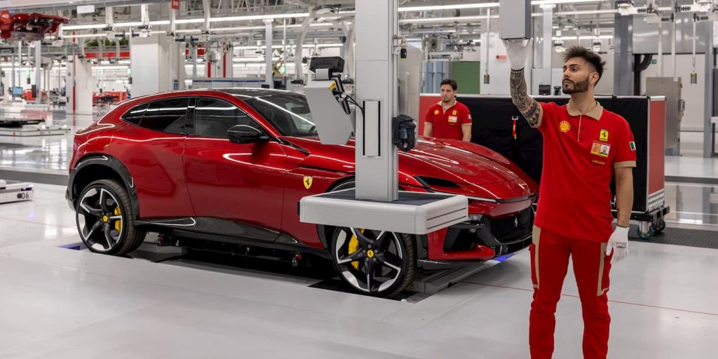 Il nuovo e-building  Ferrari apre in vista del debutto della prima auto sportiva EV | Elettronauti.it