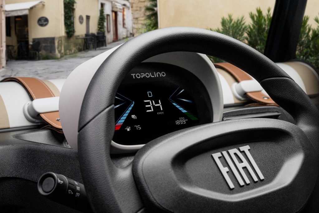 Interni Fiat topolino corallo | Elettronauti.it