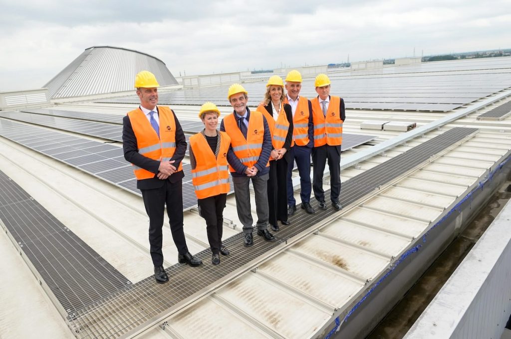 Realizzato uno dei 10 più potenti impianti fotovoltaici al mondo a Milano Fiera | Elettronauti.it