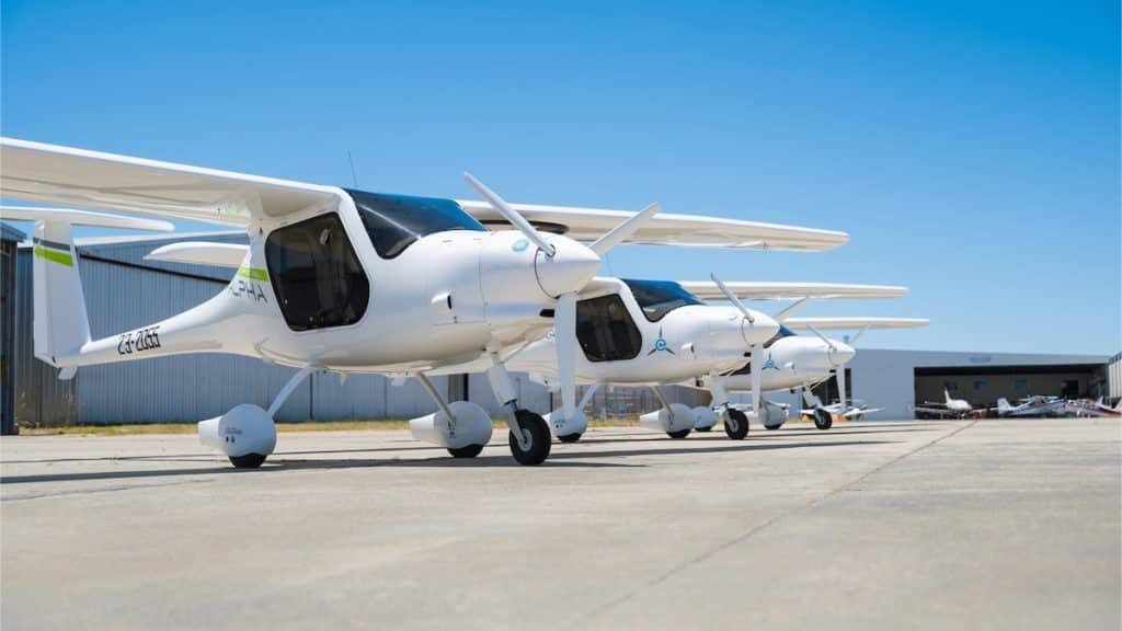 "Questa cosa è incredibile:" L'aereo elettrico Pipistrel Velis Electro in uso per l'addestramento dei piloti! | Elettronauti.it