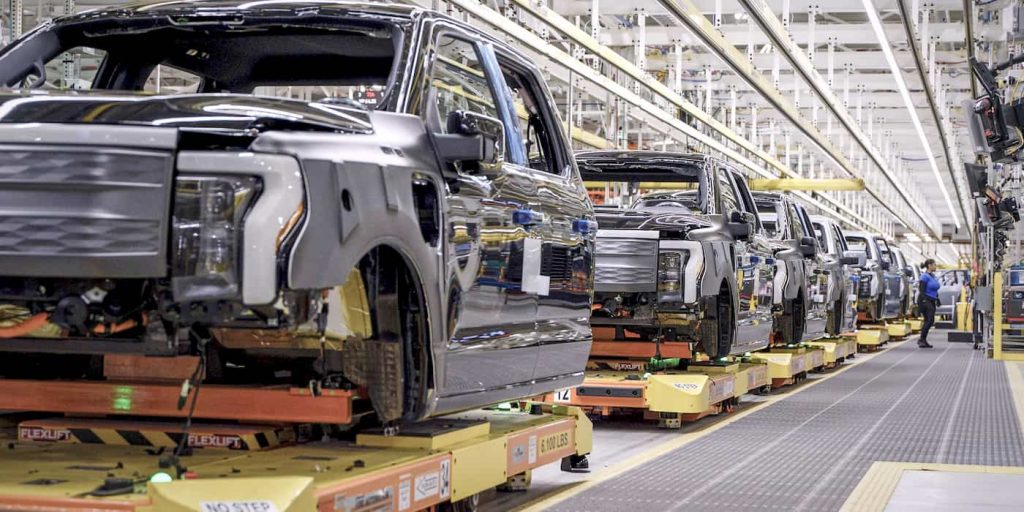 Scoprite come Ford costruisce il pick-up elettrico F-150 Lightning | Elettronauti.it
