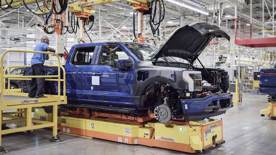 Scoprite come Ford costruisce il pick-up elettrico F-150 Lightning