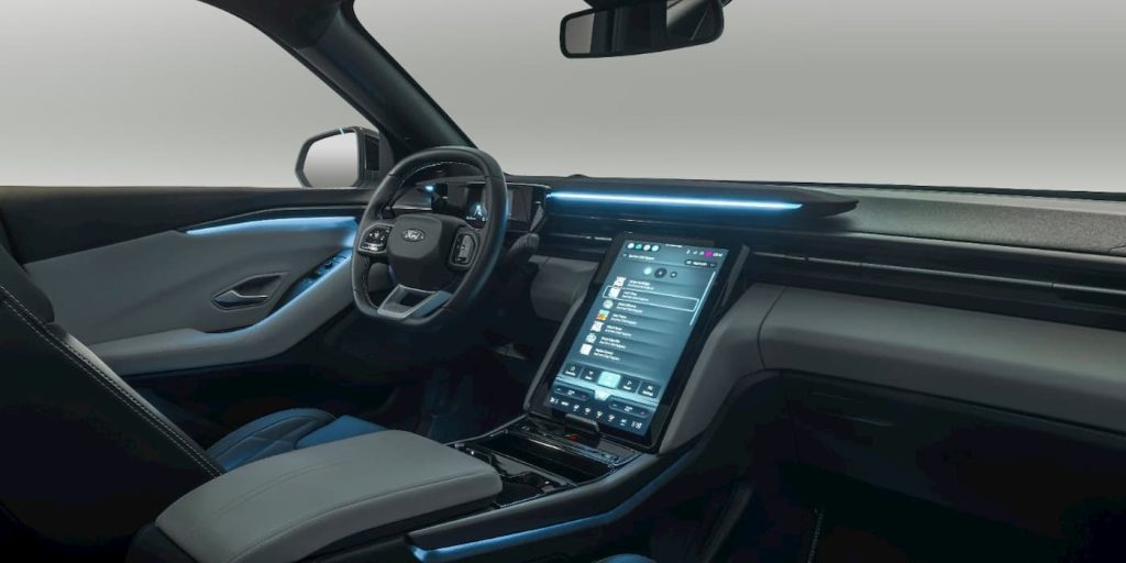 Il Ford Explorer EV debutta con una maggiore autonomia e raffinatezza | Elettronauti.it