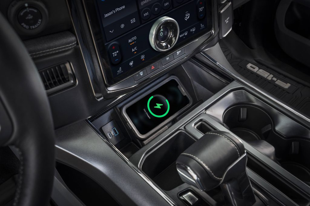 Ford presenta l'F-150 Lightning 'Flash' con autonomia 514 km, cabina high-tech, pompa di calore a 70.000 dollari | Elettronauti.it