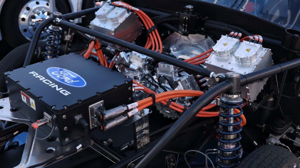 Ford Mustang Cobra Jet 2200: record EV nel quarto miglio | Elettronauti.it