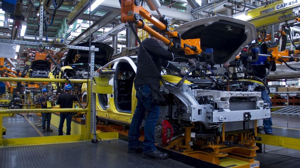 Linea produzione Ford mach-e