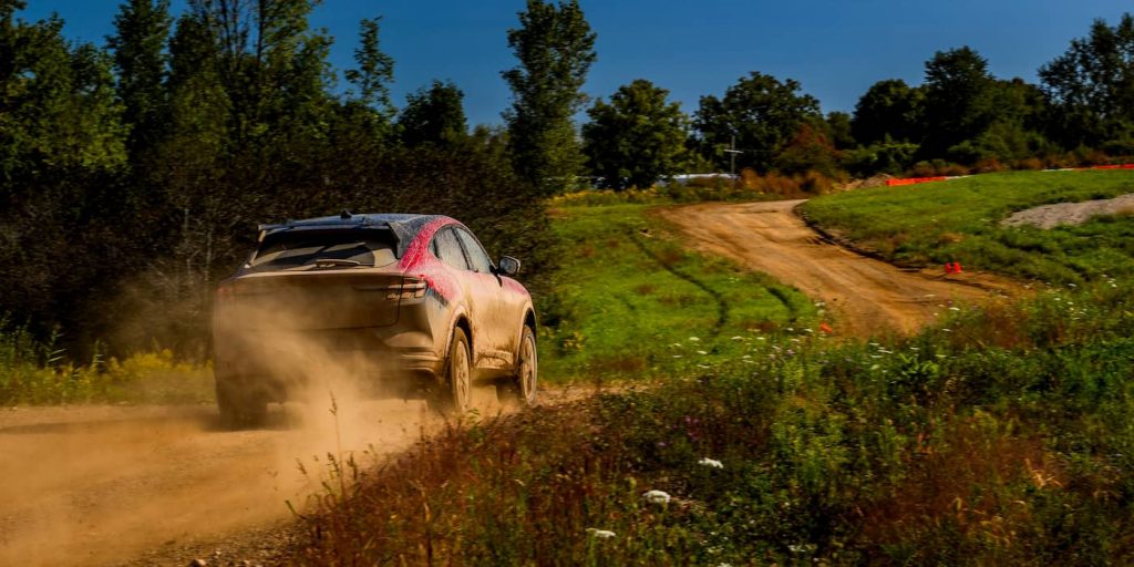 Ford ha  un percorso segreto per mettere a punto la nuova Mustang Mach-E Rally | Elettronauti.it