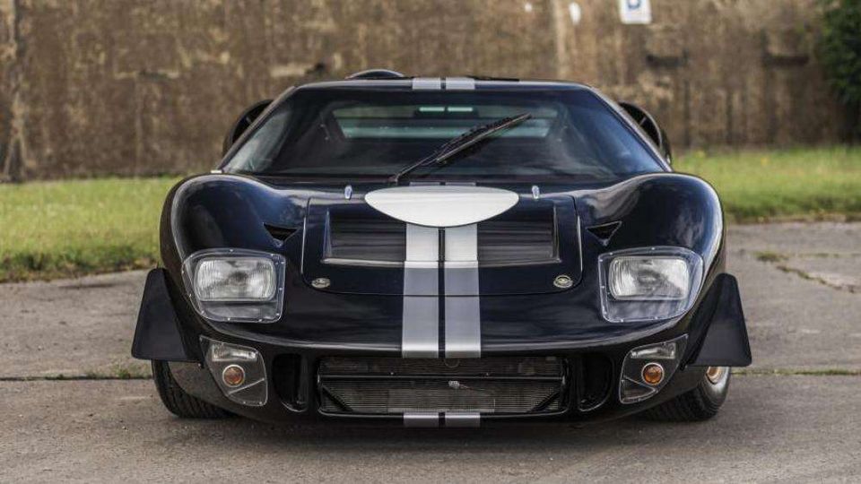 Ford GT 40 elettrica anteriore