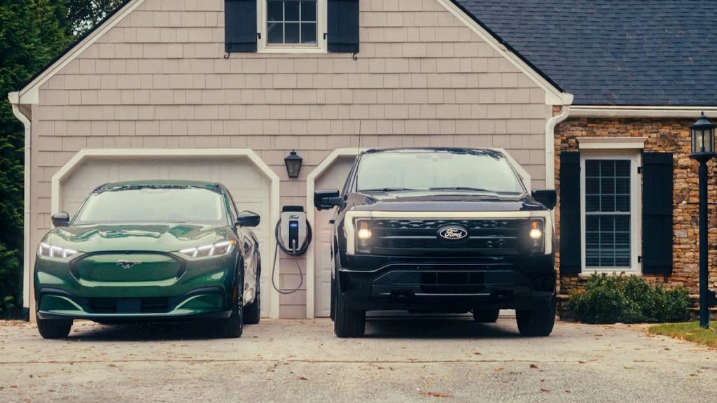 Trump con ordini esecutivi contro gli EV - Ma le case automobilistiche...... | Elettronauti.it