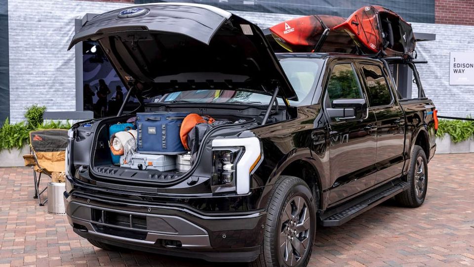 Ford sogna un sistema di batterie EV di backup montato sul tetto