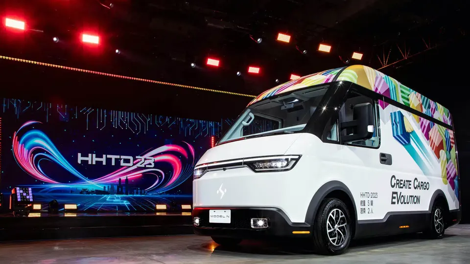 Foxconn mostra il nuovo e-Transporter Model N