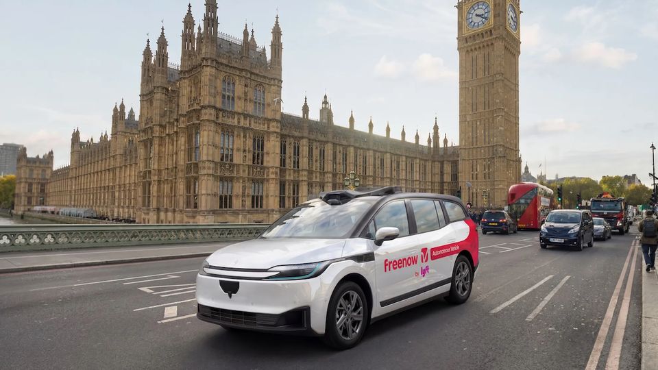 Baidu Apollo Go testa i robotaxi a Londra con Uber