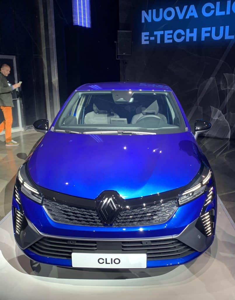 La "vera" nuova Clio E-Tech | Elettronauti.it