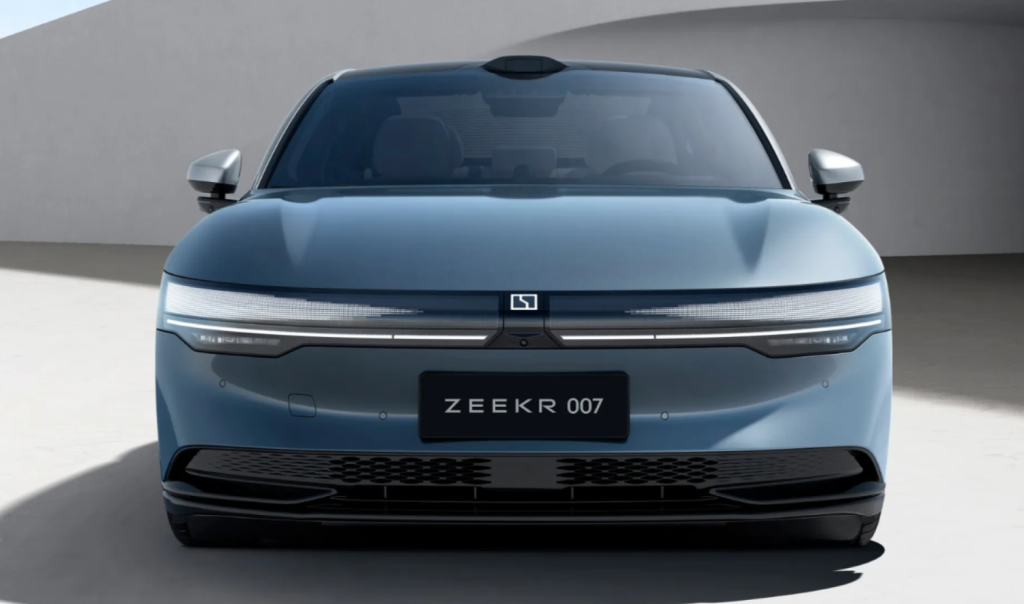 ZEEKR 007, la berlina cinese da 870Km di autonomia | Elettronauti.itZEEKR 007, la berlina cinese da 870Km di autonomia | Elettronauti.it
