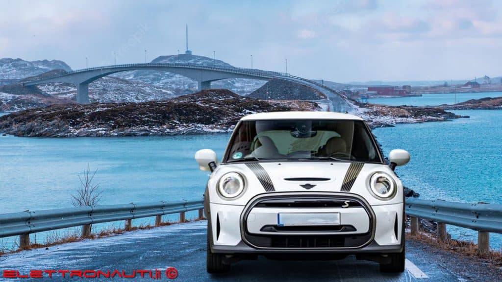 Mini Cooper SE Resolute Edition - In Nanuq White | Elettronauti.it