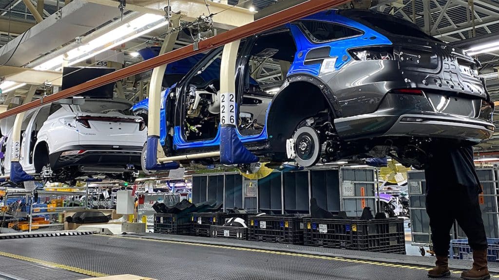 Genesis GV70 - Il primo Suv completamente elettrico prodotto negli USA | Elettronauti.it