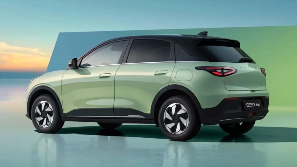Geely E2 pronta a sbarcare in Europa, la citycar elettrica cinese sfida BYD e Renault | Elettronauti.it