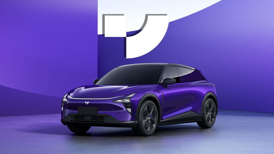Geely ristruttura la partnership di JIDU con Baidu come "JI YUE" per portare sul mercato ROBO-01 EV