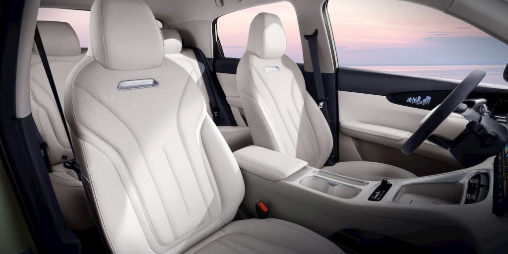 Geely presenta la nuova Geome Xingyuan EV a basso costo per sfidare BYD Dolphin. | Elettronauti.it